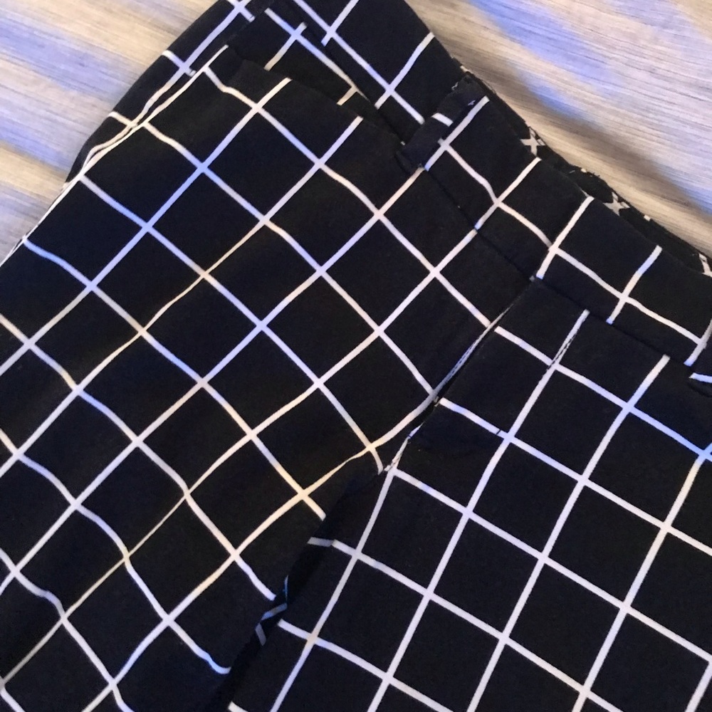 Old Navy Pixie Pant